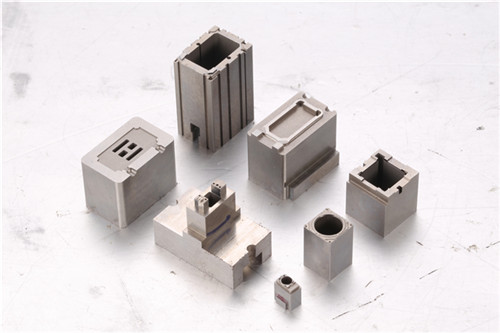 Mold components making